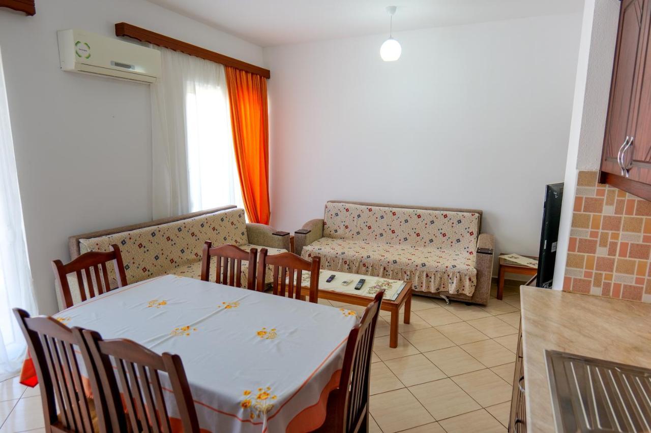 Ilias House Hotel Ksamil Exterior photo